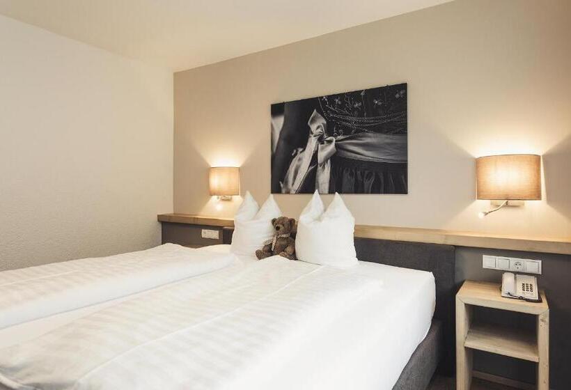 هتل Johanna Mitten Im ötztal Superior