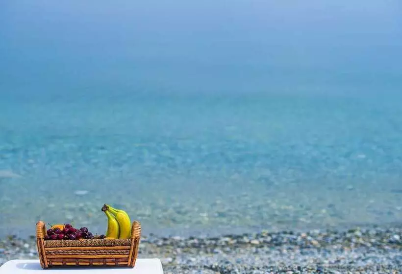 Hotelli Miradouro Seafront Residences