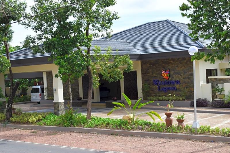 בית מלון כפרי Mo2 Lagoon Coron