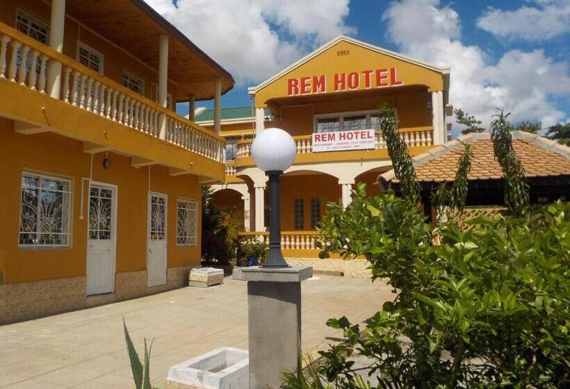 هتل Rem