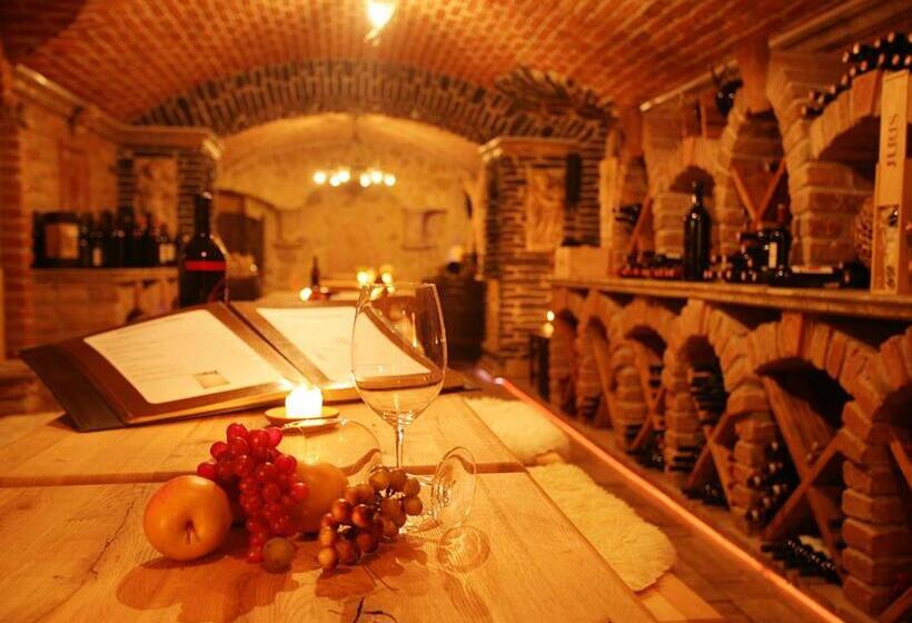 בית מלון כפרי Rosis Sonnbergstuben