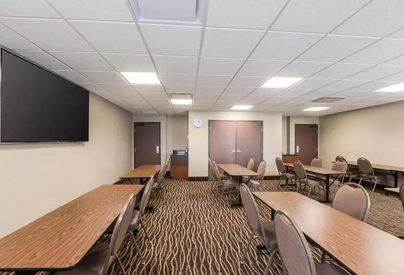 ホテル Sleep Inn & Suites West Des Moines Near Jordan Creek