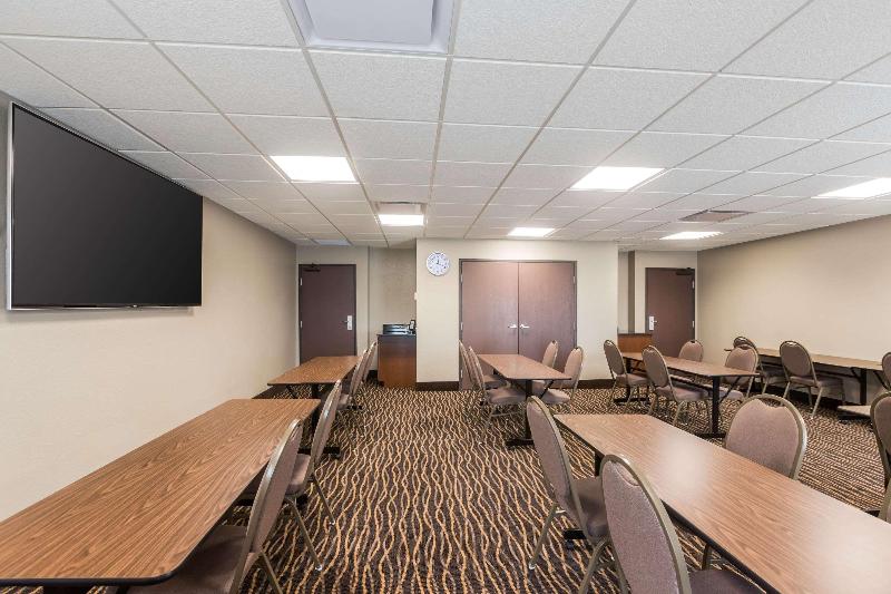 فندق Sleep Inn & Suites West Des Moines Near Jordan Creek