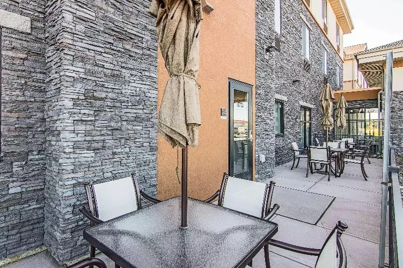 Hotelli Sleep Inn & Suites Westnear Medical Center