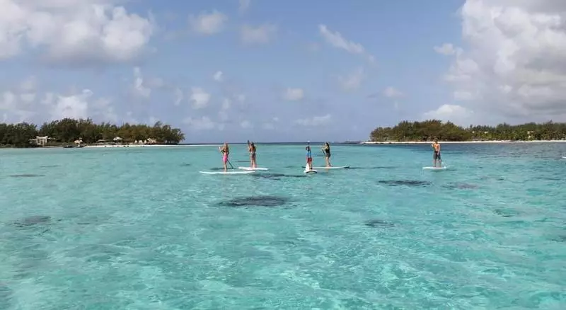 هتل Veloutier Blanc Beachfront Villa