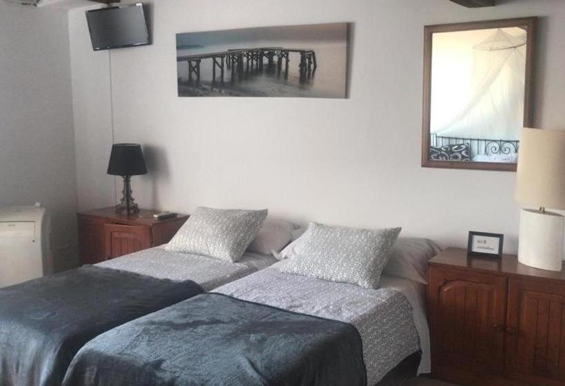 پانسیون Casa De Huespedes La Peña