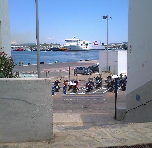 پانسیون Casa De Huespedes La Peña