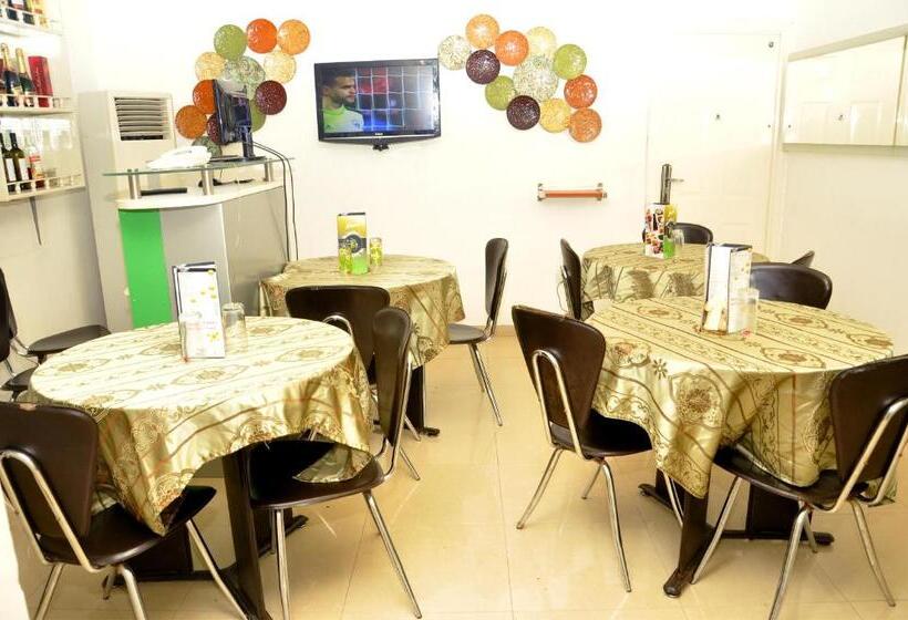 Theodawn Hotels @ Suite 29