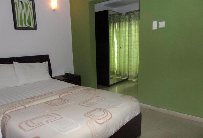 Theodawn Hotels @ Suite 29