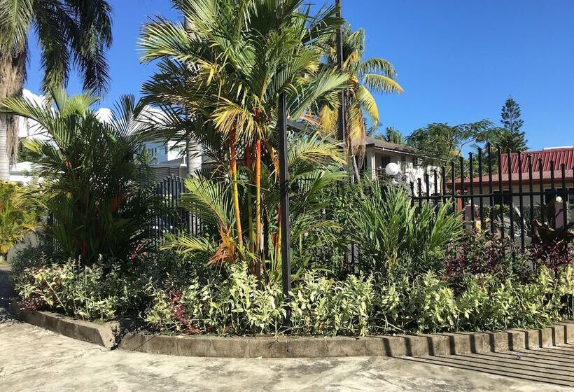 Auberge Hôtelière Bluewater Lodge