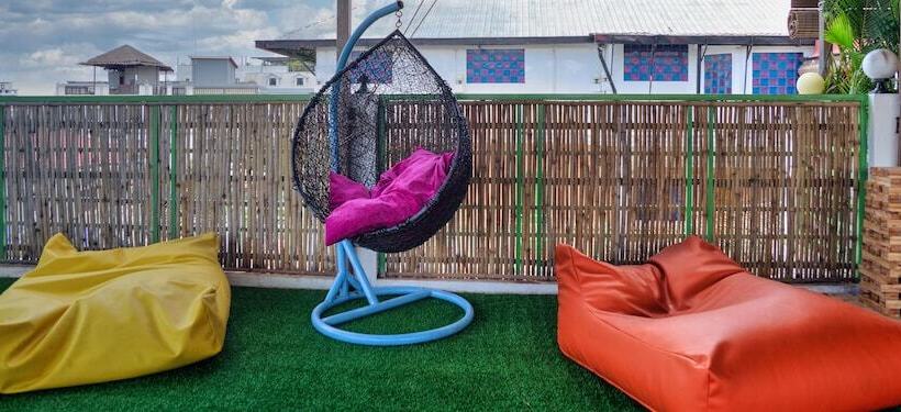 Hostel The Funky Village