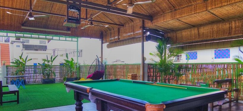 Hostel The Funky Village