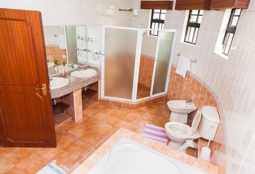 تختخواب و صبحانه Hope Gardens Guest House