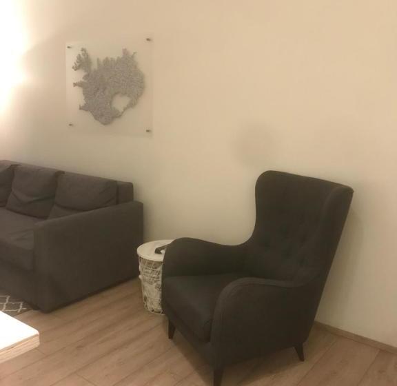 تختخواب و صبحانه Svítan Guesthouse & Apartments