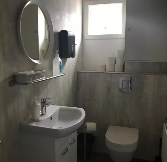 تختخواب و صبحانه Svítan Guesthouse & Apartments