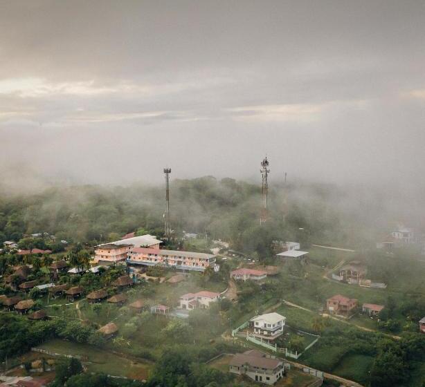 Cahal Pech Village Resort