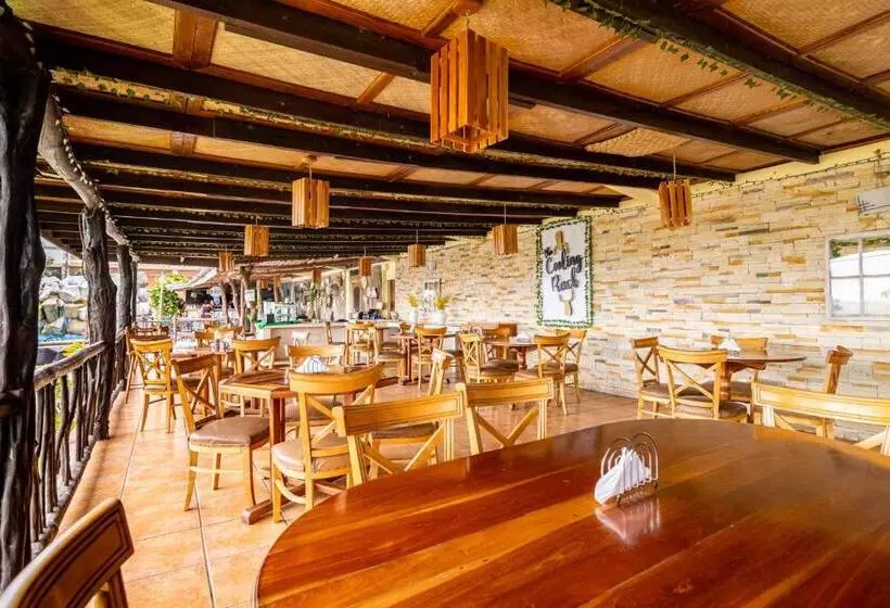 Cahal Pech Village Resort
