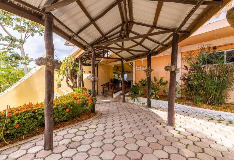 Cahal Pech Village Resort