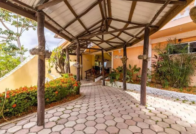 Cahal Pech Village Resort