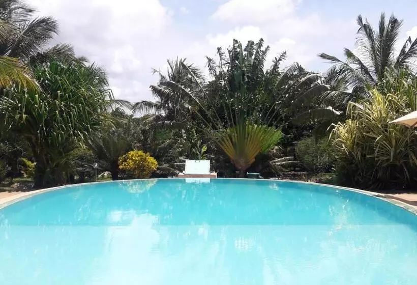 هتل African Dream Cottages   Diani Beach