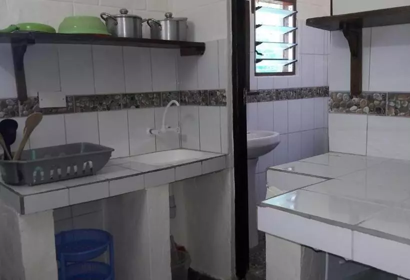 هتل African Dream Cottages   Diani Beach
