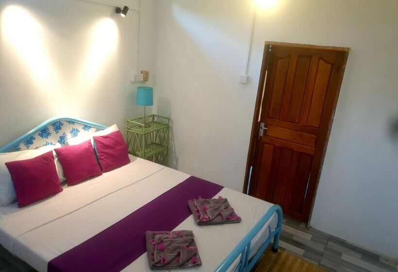 فندق Bohemiaz Resort And Spa Kampot