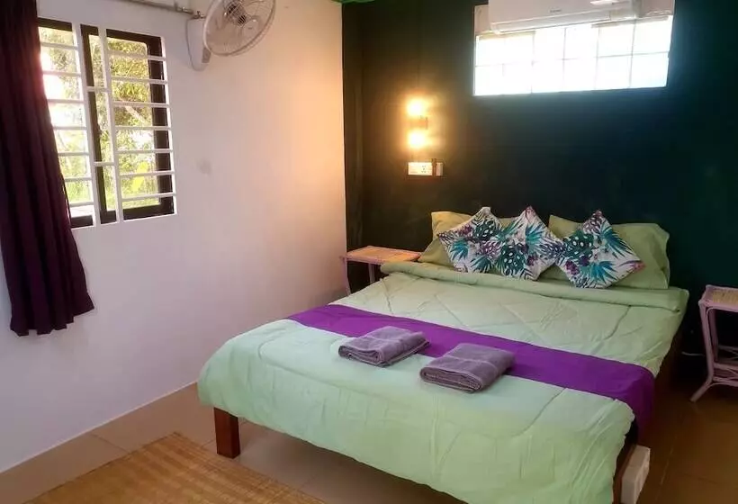 هتل Bohemiaz Resort And Spa Kampot