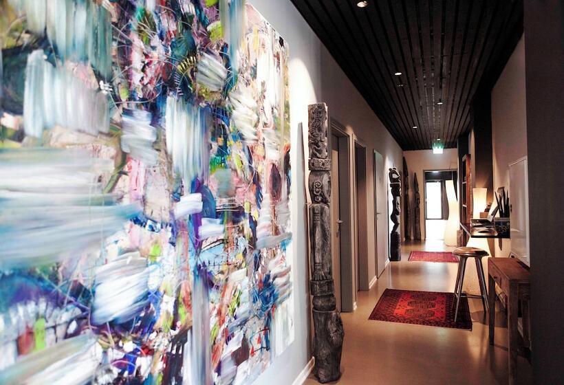 Hotel Eyja Guldsmeden