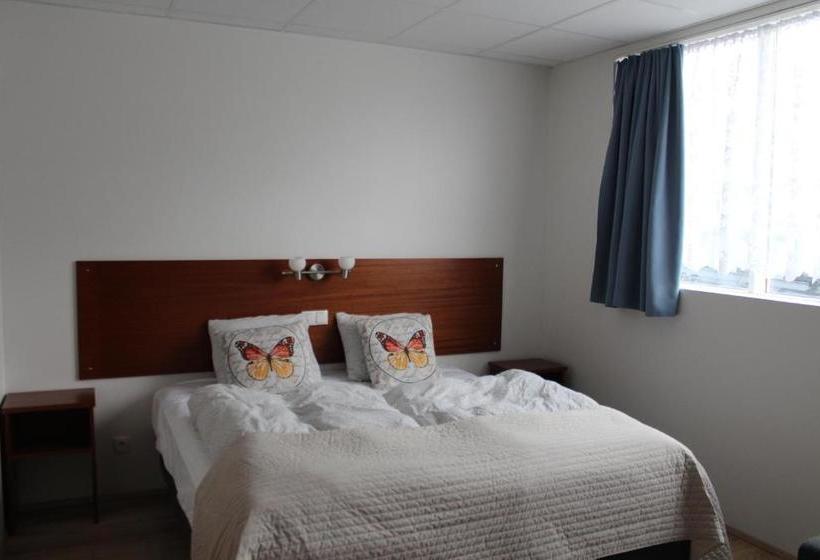 هتل Grásteinn Airport