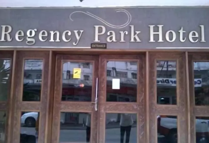هتل Regency Park