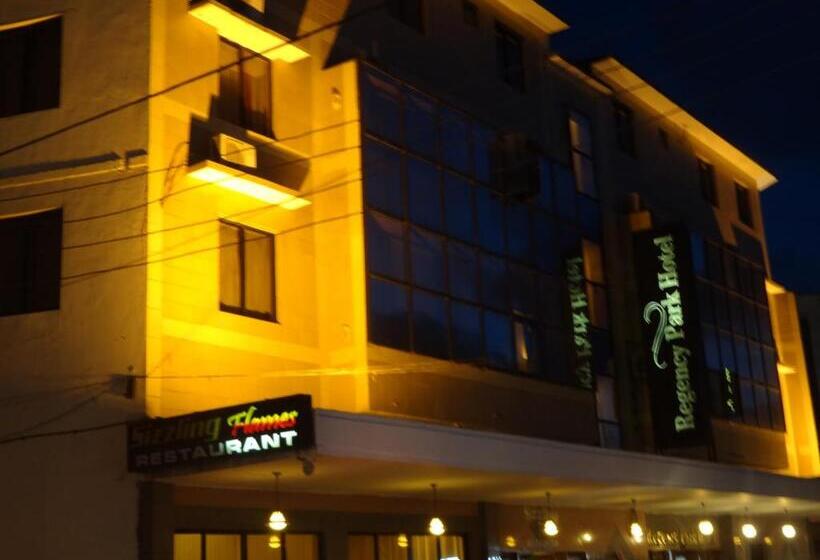 هتل Regency Park