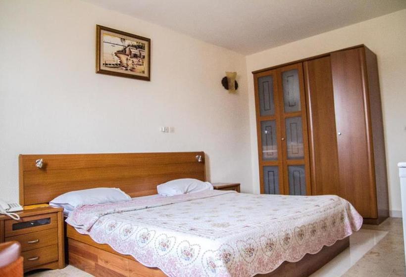 استراحتگاه Belle Cote