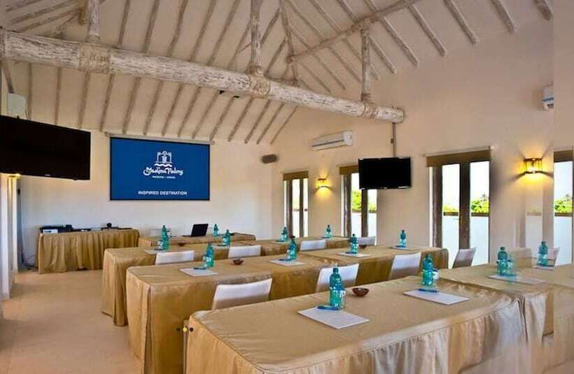 استراحتگاه Medina Palms