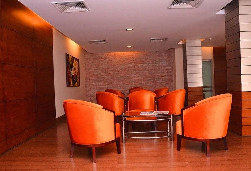 The Avenue Hotel & Suites