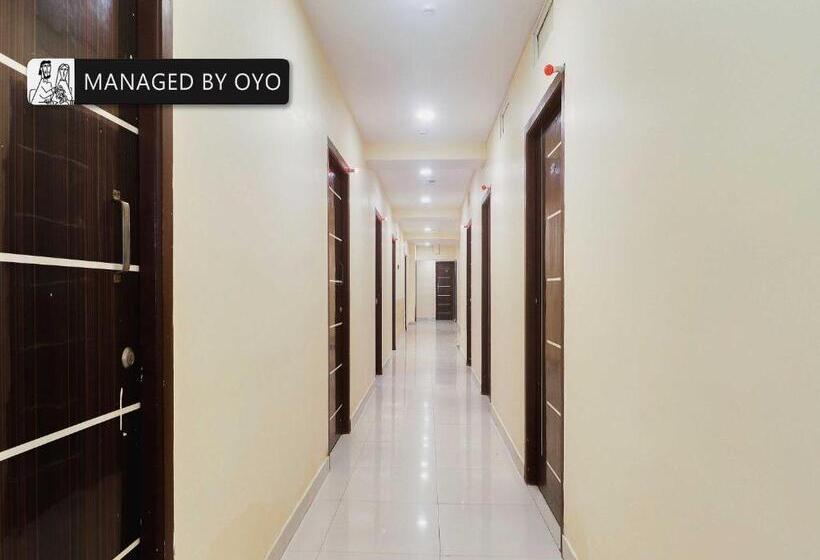 호텔 Super Collection O Malkajgiri Formerly Serene Woods