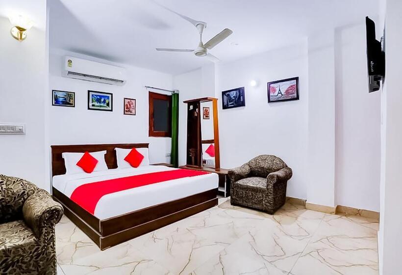 Hotel Familiar Inn  West Vinod Vihar