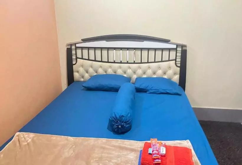 Hotelli Oyo 93416 Wisma Alam Syariah