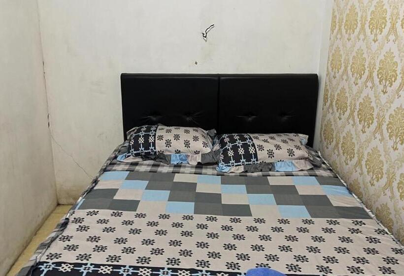 ホテル Oyo 93416 Wisma Alam Syariah