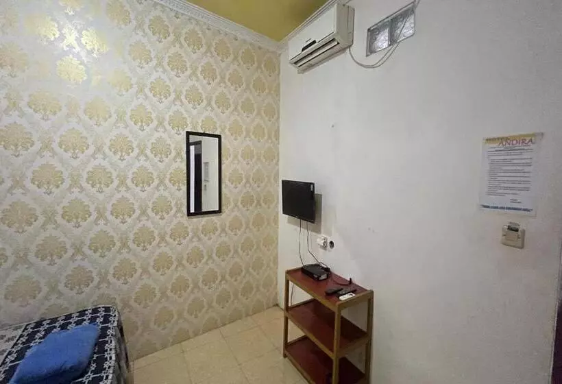 Hotelli Oyo 93416 Wisma Alam Syariah