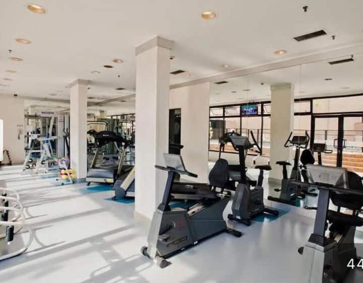 Quarto Duplo Em Hotel Pertinho Do Aeroporto De Congonhas   H108