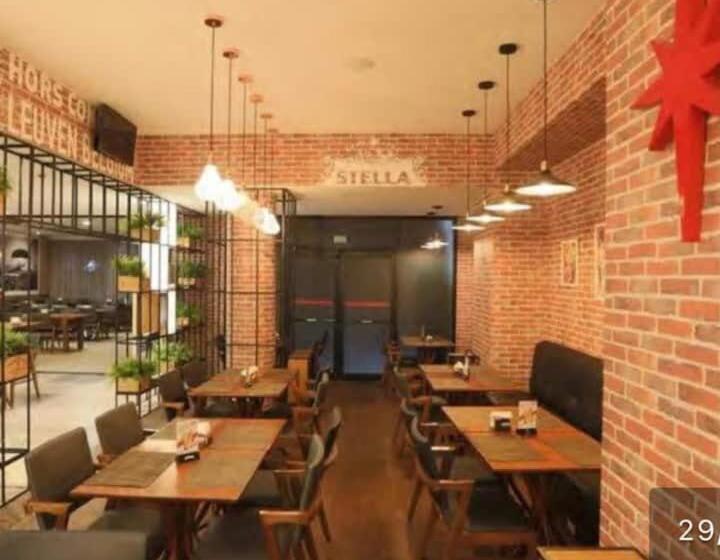 Quarto Duplo Em Hotel Pertinho Do Aeroporto De Congonhas   H108