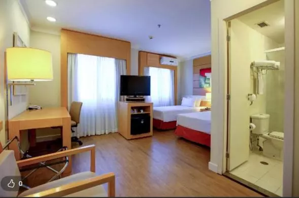 Quarto Duplo Em Hotel Pertinho Do Aeroporto De Congonhas   H108