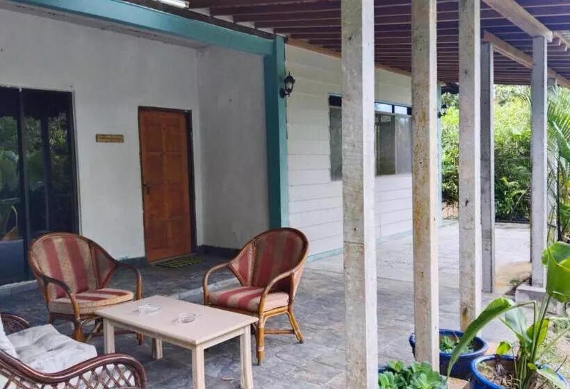 Majatalo Pondok Keladi Langkawi Guesthouse