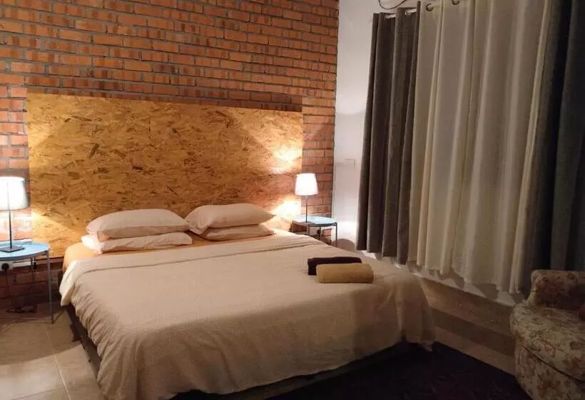 Majatalo Pondok Keladi Langkawi Guesthouse