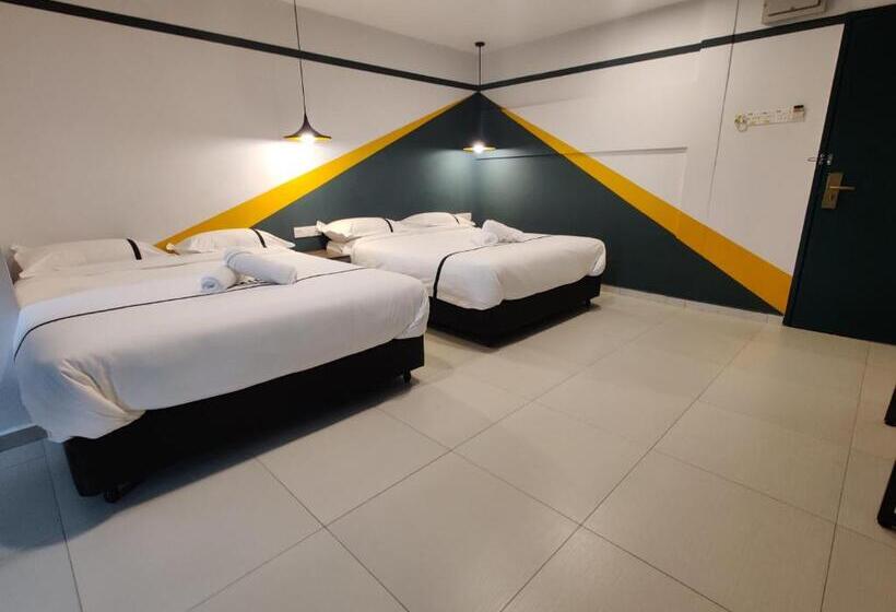 Smile Hotel Seri Kembangan