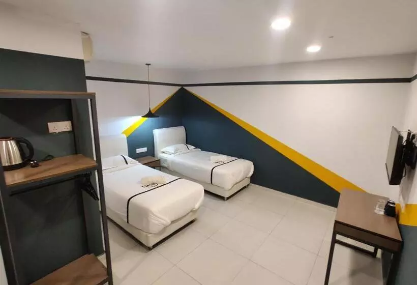Smile Hotel Seri Kembangan