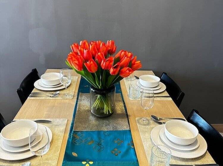 The Straits Melaka By Perfect Host