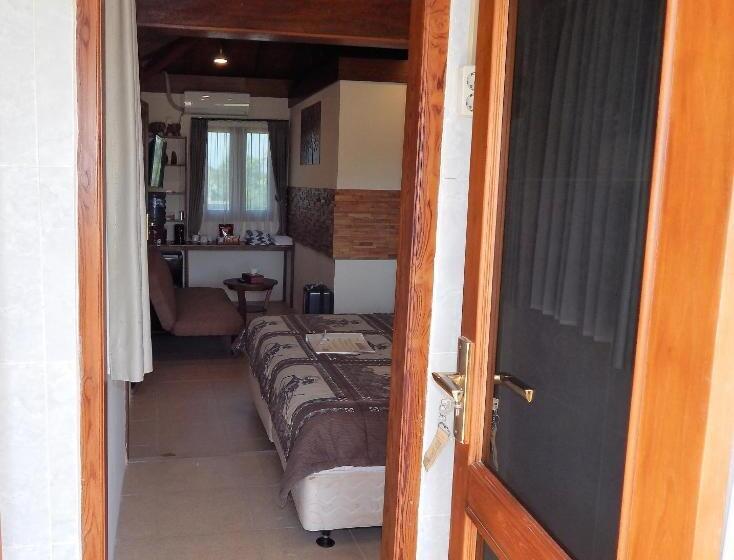 تختخواب و صبحانه Alamanda Family Villas, Pool & Local Tours