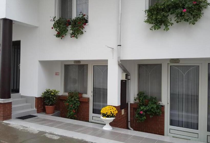 تختخواب و صبحانه Anna Vendégház