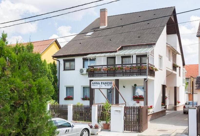 تختخواب و صبحانه Anna Vendégház